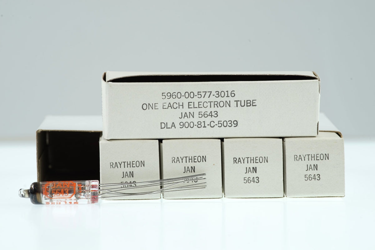 5643 RAYTHEON Audio Vacuum Tube Valve